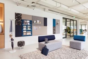 [Pillow Wall]